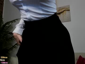 girl
        lexa_coy cam image #1650012
