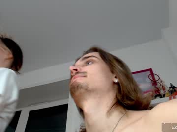 couple
        sexstar_l1fstyl3 cam image #3301363