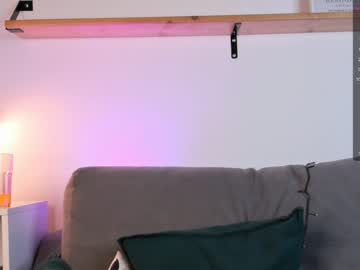 girl
        dallystef cam image #1910871