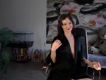girl
        jennycutey cam image #4897562