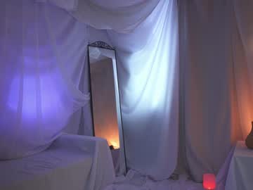girl
        sunny_maria cam image #3949352