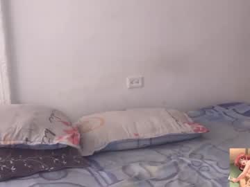 couple
        miah11jack cam image #96473