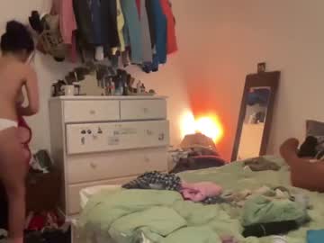 girl
        tomboyskank cam image #1963684
