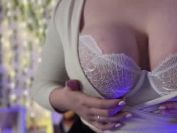 girl
        pleasant_fun cam image #4743914