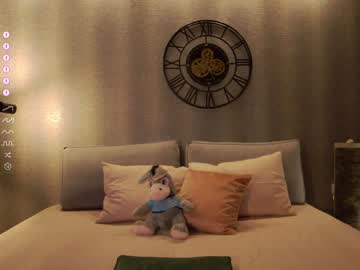 girl
        karrin cam image #2633606