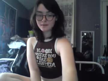 girl
        soursou cam image #3853593