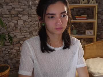 girl
        urcutelinda cam image #5024436