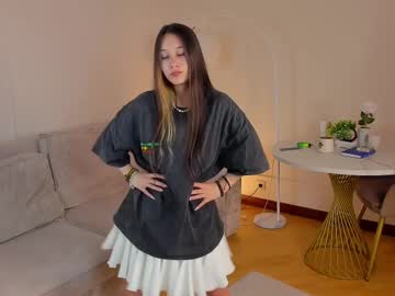 girl
        editabonde cam image #6014995