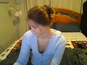 girl
        katynowhere cam image #5904933
