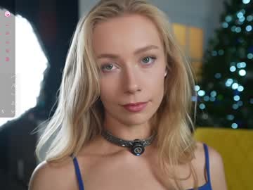 girl
        vika54784 cam image #5823261