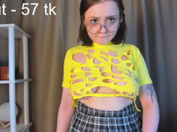 girl
        small_sheryl cam image #4181831
