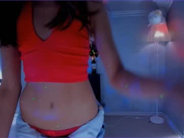 girl
        juliabeng1 cam image #2157606