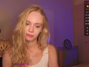 girl
        stacy_fanning cam image #1641788