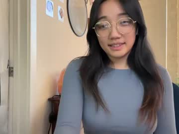 girl
        aznbunnybaby cam image #3502363