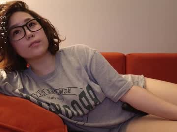 girl
        kimi_kay cam image #4348470