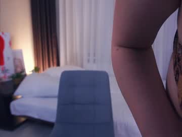 girl
        poopsie_oopsie cam image #5260421