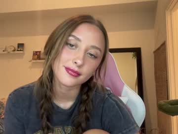 girl
        alex499990 cam image #3934829