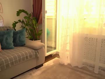 girl
        sweety_rinushka_ cam image #4412855