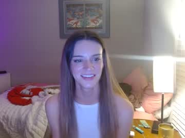girl
        emmmafox14 cam image #1688389
