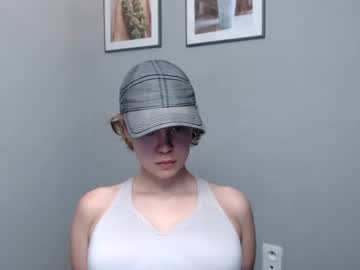 girl
        roselin_a cam image #591542