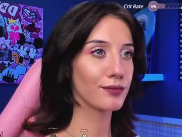 girl
        dreamy_kira cam image #6652900
