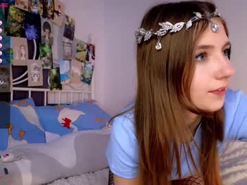 girl
        cute_fox_girl cam image #3888023