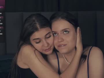 couple
        vivid_girls cam image #4477042