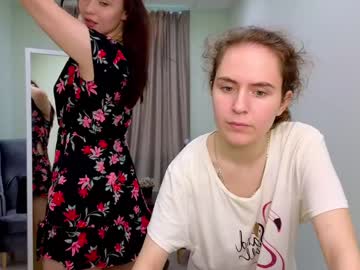 girl
        irish_blush_ cam image #1990521