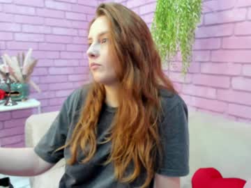 girl
        madelinejakson cam image #6620792