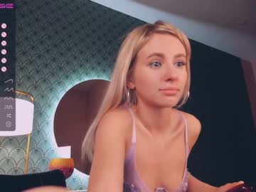 girl
        coy_tessa_ cam image #460608