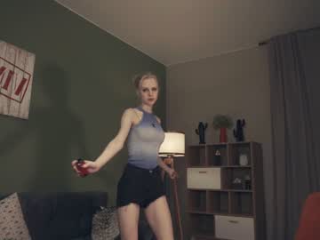 girl
        audreycarvin cam image #3773653