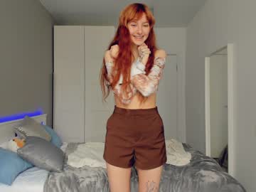 girl
        jennifer_ewans cam image #1430361