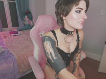 girl
        aynmarie cam image #1966156