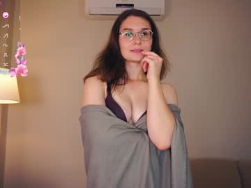 girl
        odelynaclay cam image #5204424