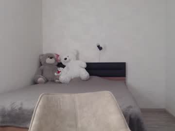 girl
        alexa_little cam image #1758852