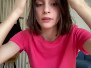 girl
        crown_of_vice01 cam image #1099132