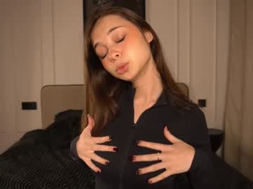 girl
        kusssecka cam image #6358976