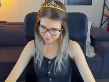 girl
        lisa_roses cam image #458584