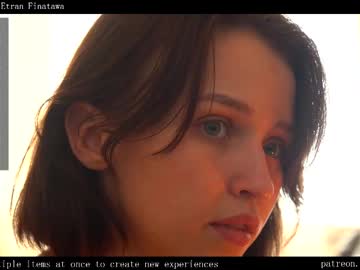 girl
        ms_dira cam image #6472912