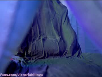 girl
        victoriahillova cam image #5024831