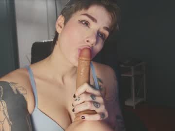 girl
        aynmarie cam image #3159242