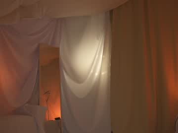girl
        sunny_maria cam image #5582538