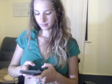 girl
        lil_miss_naughty cam image #272454