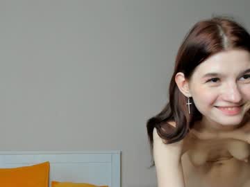 girl
        roseblanche2k cam image #3774874
