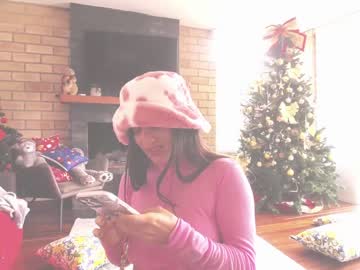 girl
        kendalltyler cam image #3199721