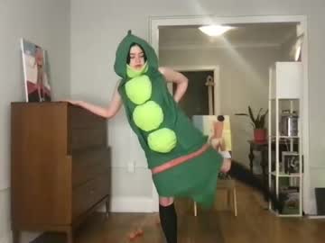 girl
        littlesugarpea cam image #3295955