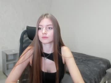 girl
        ab_s cam image #3312524