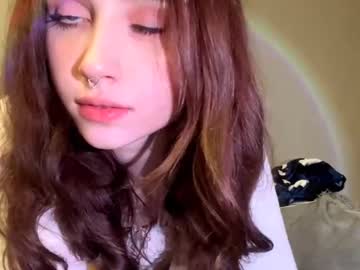 girl
        alluring_vibes_69 cam image #6755127