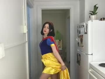 girl
        littlesugarpea cam image #2922734