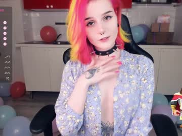 girl
        alicentity cam image #2476784
